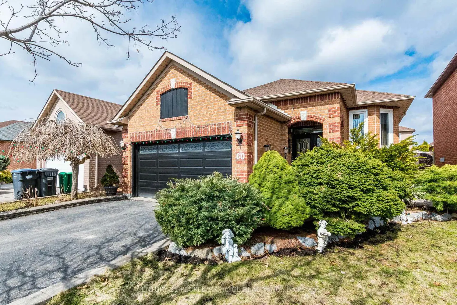 60 Red Maple Drive photo 2