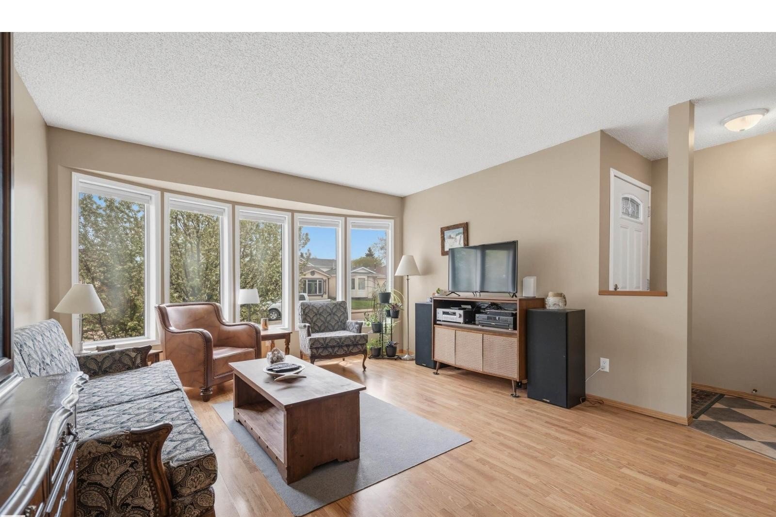 Additional image 8 of 18648 57 Avenue NW, Edmonton, AB, T6M2A5