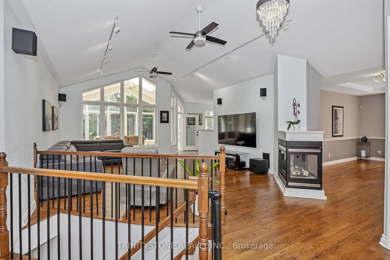 36 Sawgrass Circle photo 3