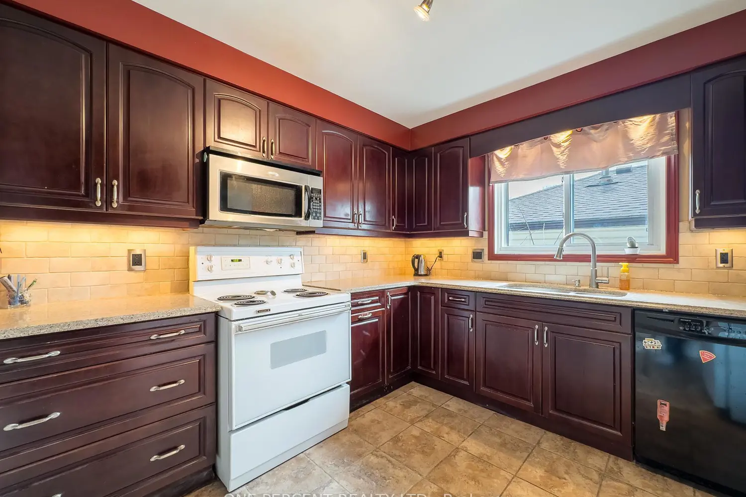 Additional image 5 of 211 Reid Street