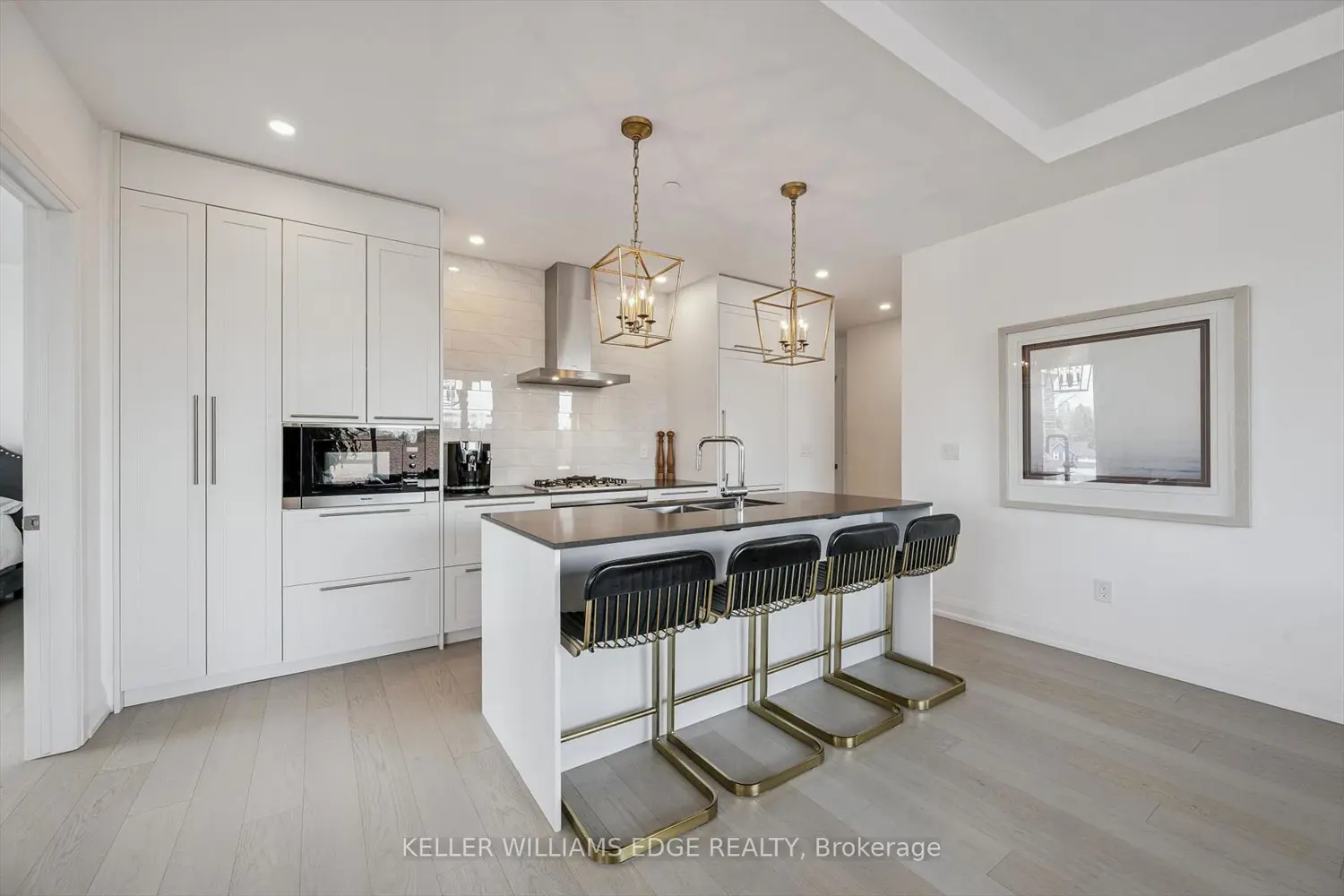 Additional image 8 of 1441 Elgin Street 405