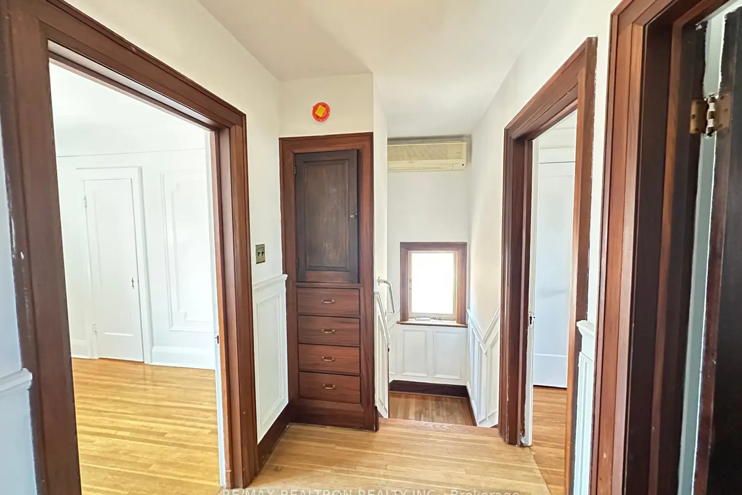 Additional image 13 of 372 St Germain Avenue