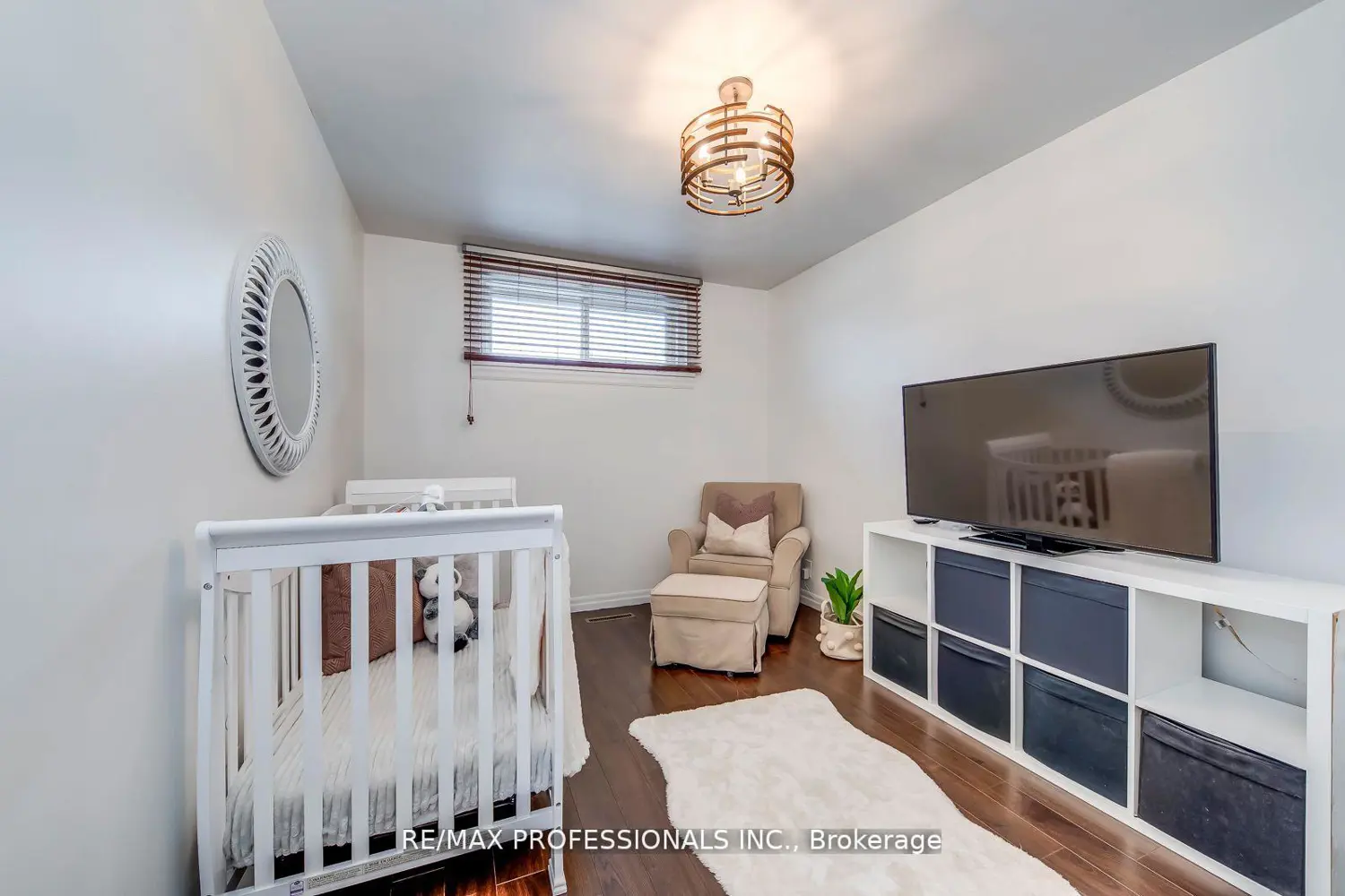 Additional image 15 of 4345 Bloor Street 51