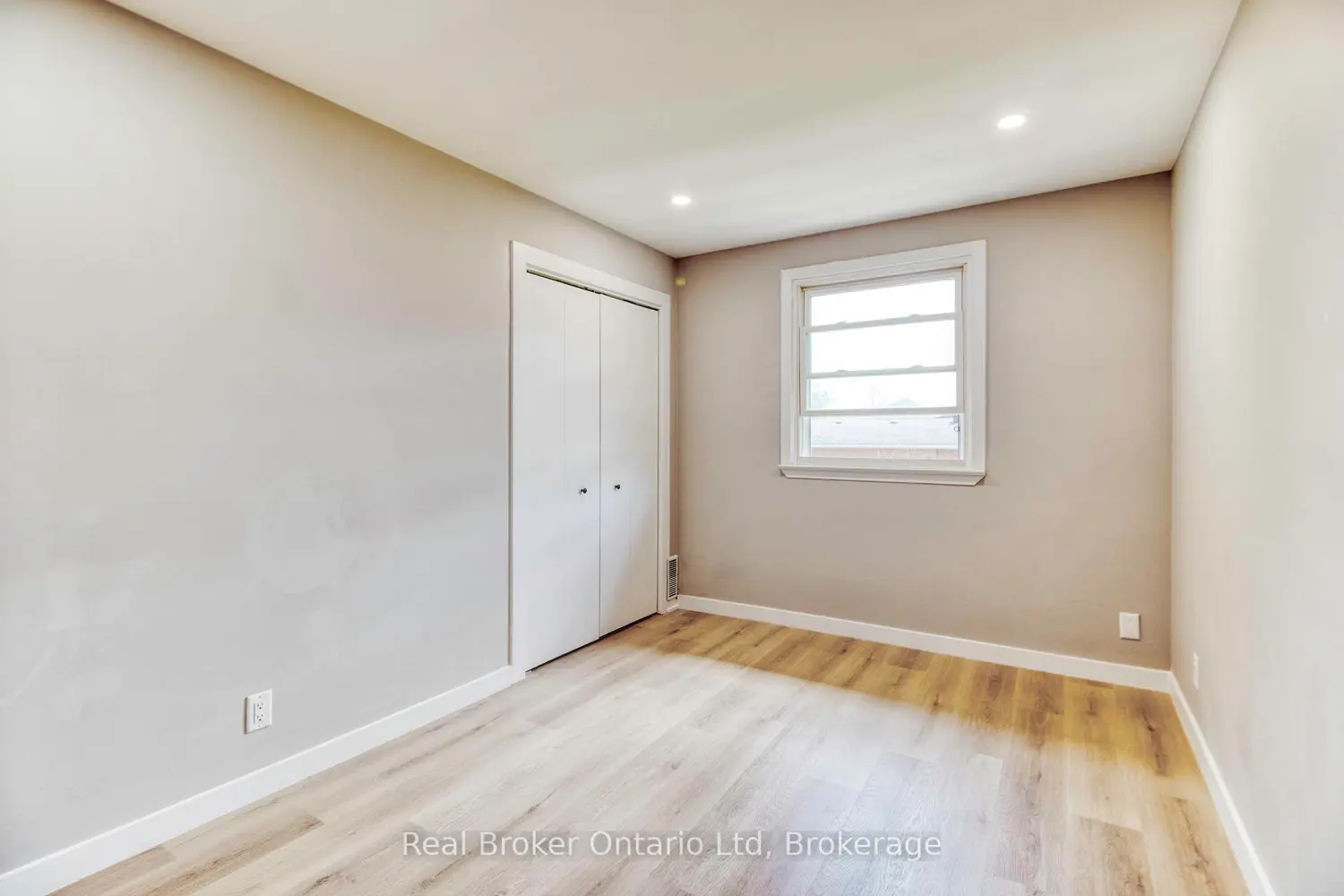 Additional image 14 of 481 4Th "A" Street
