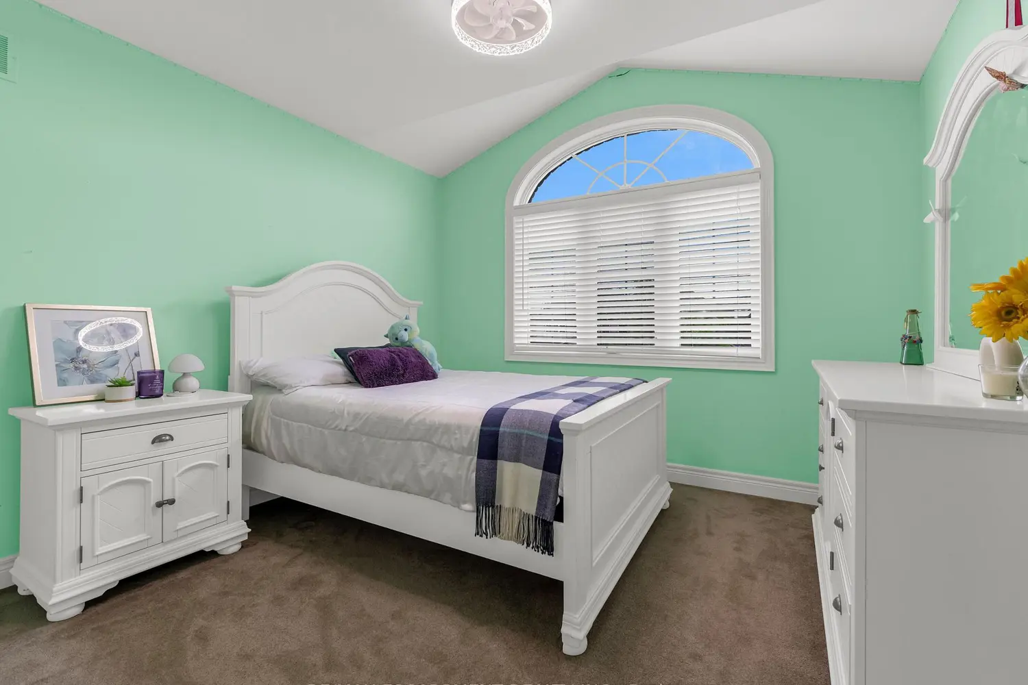 Additional image 15 of 4957 Gilmore Street