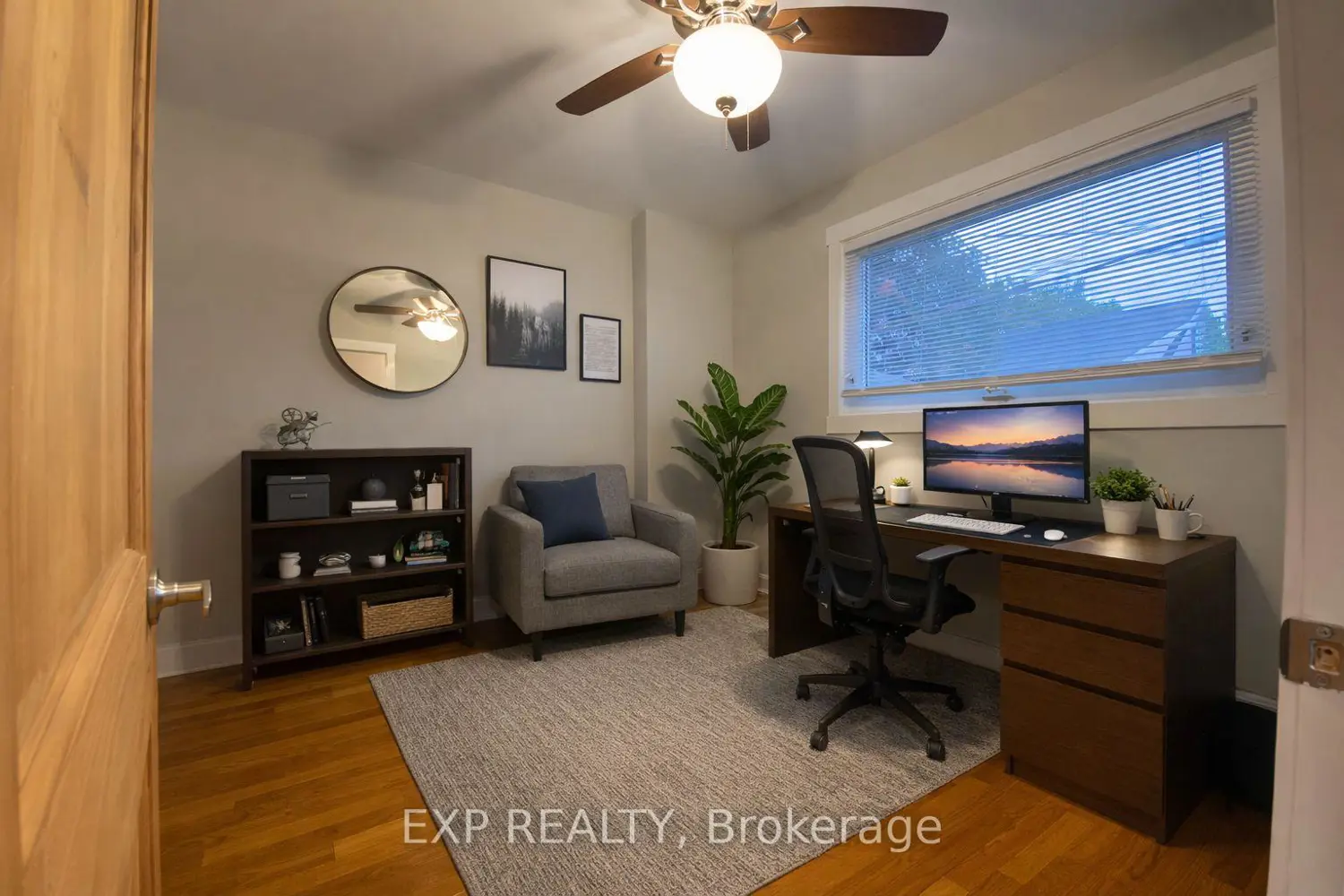 1237 Vancouver Avenue photo 5