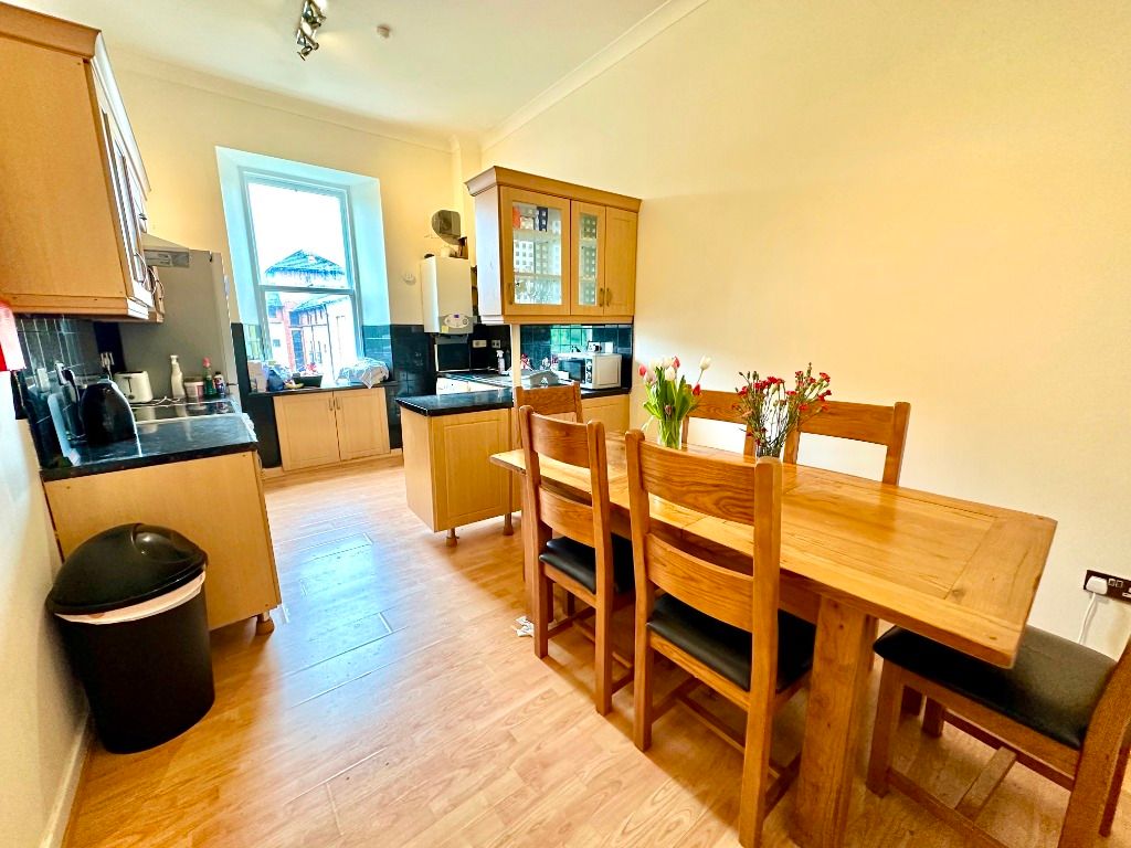Additional image 9 of 5 bed flat to rentBaliol Street, Woodlands, Glasgow G3