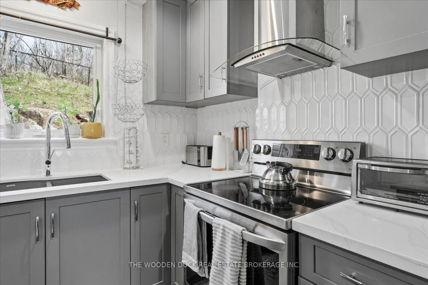 Additional image 9 of 96 Livingstone Avenue