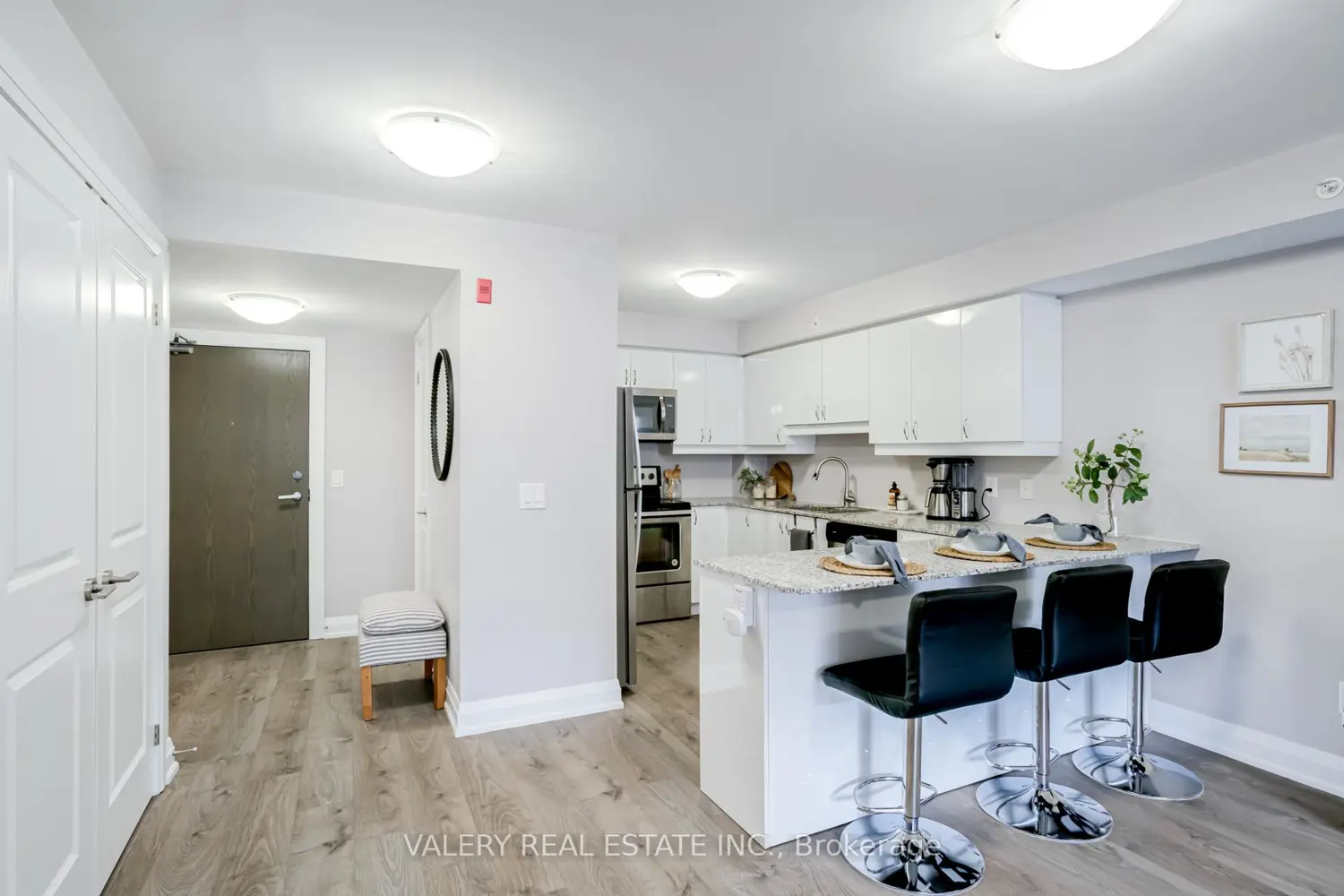 481 Rupert Avenue 226 photo 5