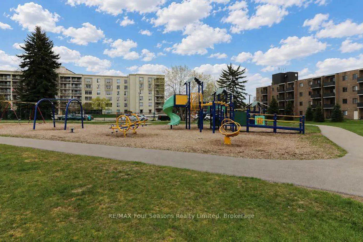 Additional image 13 of 435 Walnut Street 101