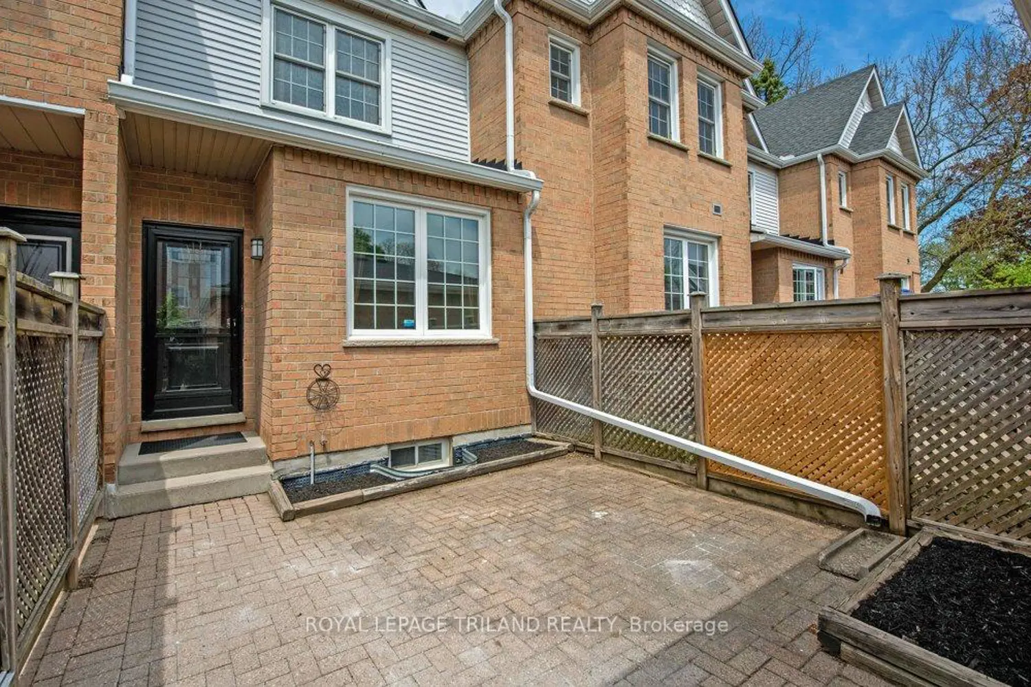 1570 Richmond Street 48