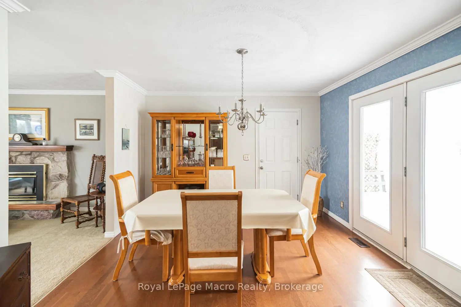 3271 Rainham Road photo 5