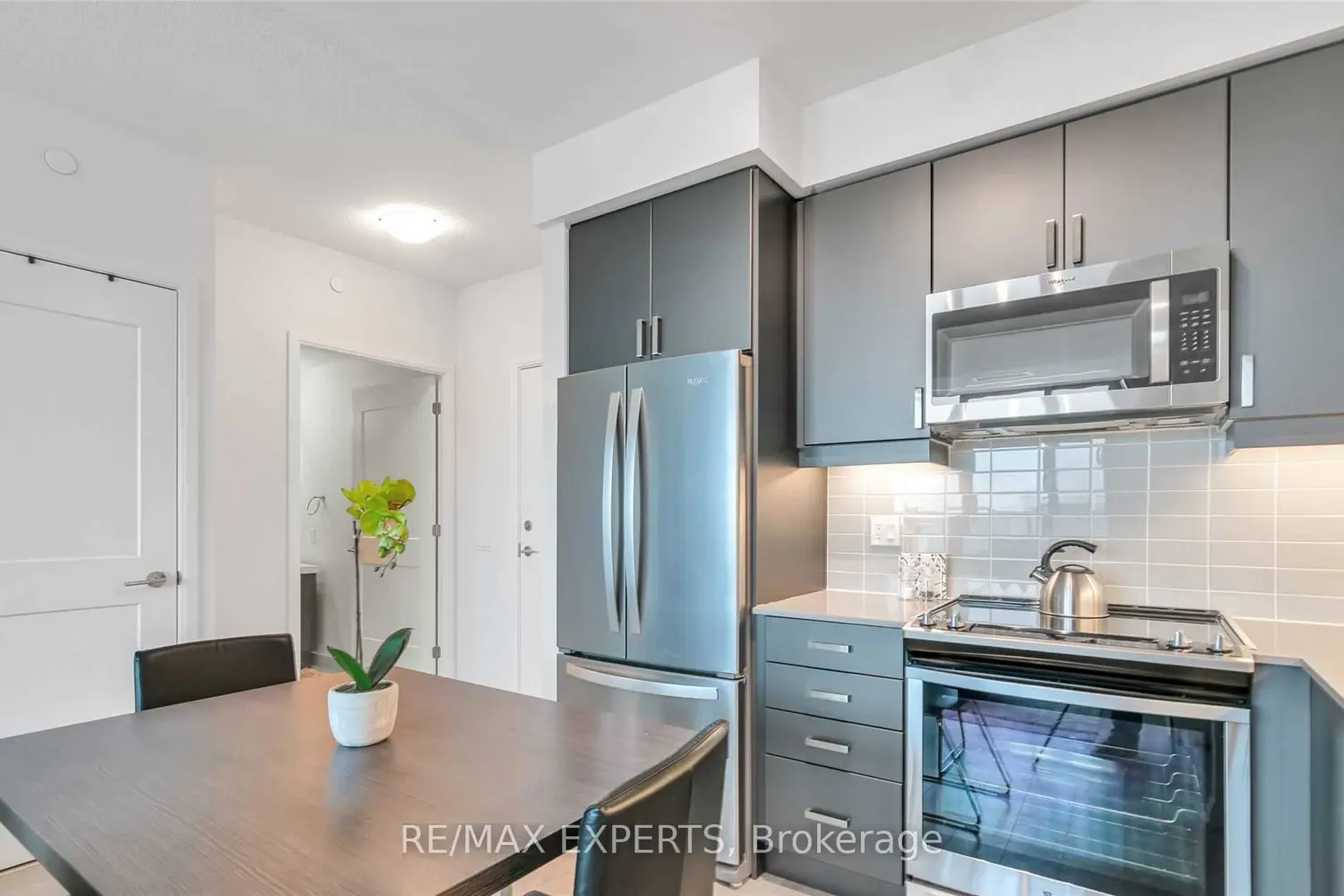 Additional image 8 of 7895 Jane Street 214