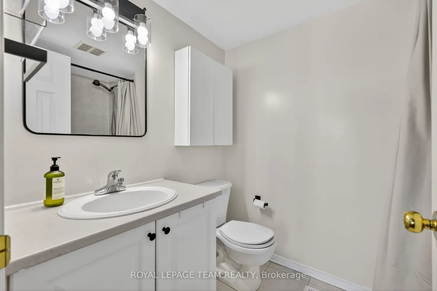 Additional image 7 of 424 Hillsboro Private 13