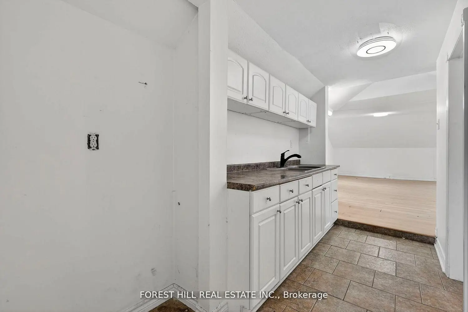 Additional image 11 of 89 Toronto Street