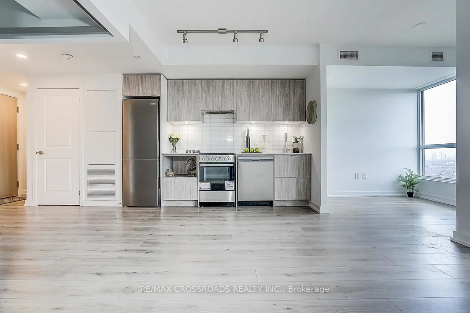 Additional image 9 of 395 Bloor Street 3205