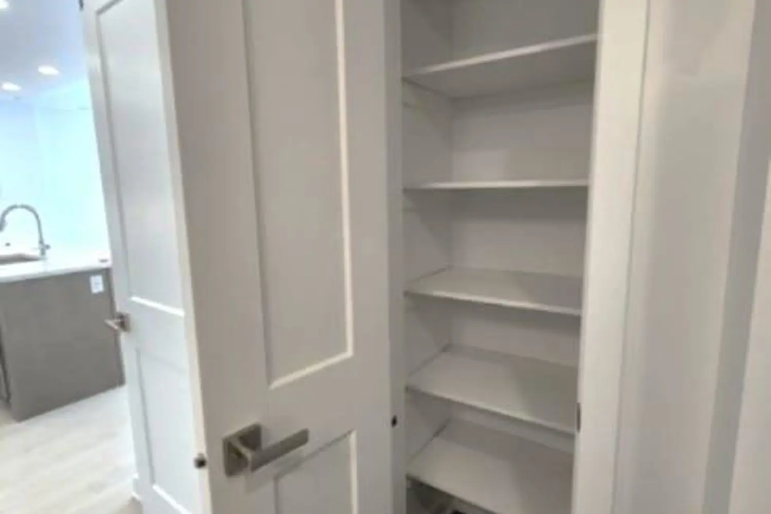 Additional image 7 of 340 Queen Street 1009