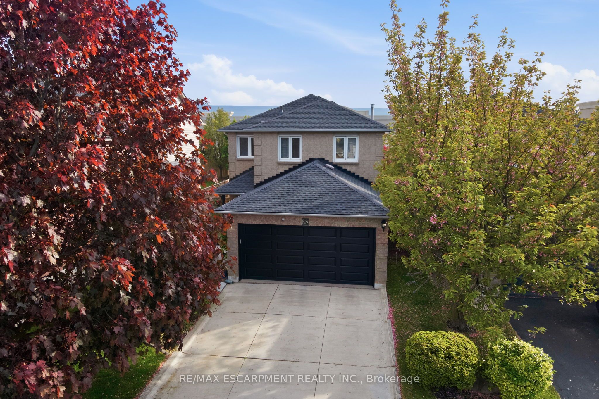 88 Grindstone Way, Hamilton, ON, L9H 7B5