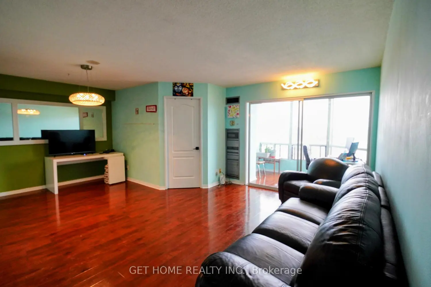 Additional image 6 of 115 Hillcrest Avenue 1402