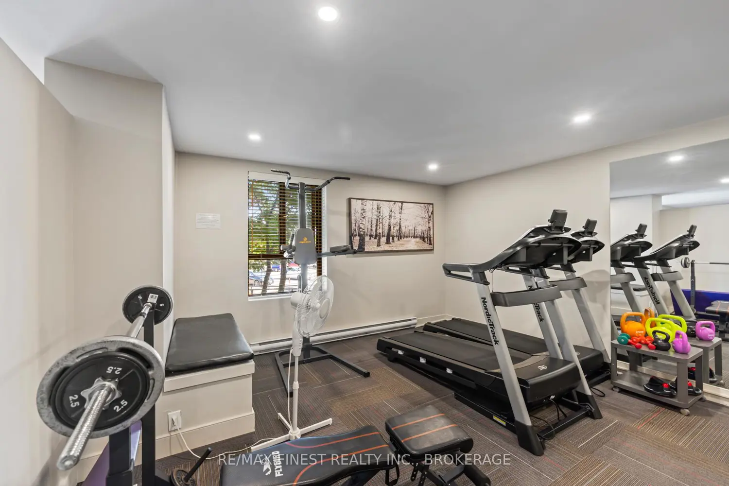 Additional image 19 of 334 Queen Mary Road 407