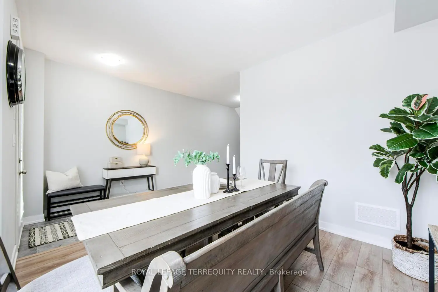 19 Assunta Lane photo 3