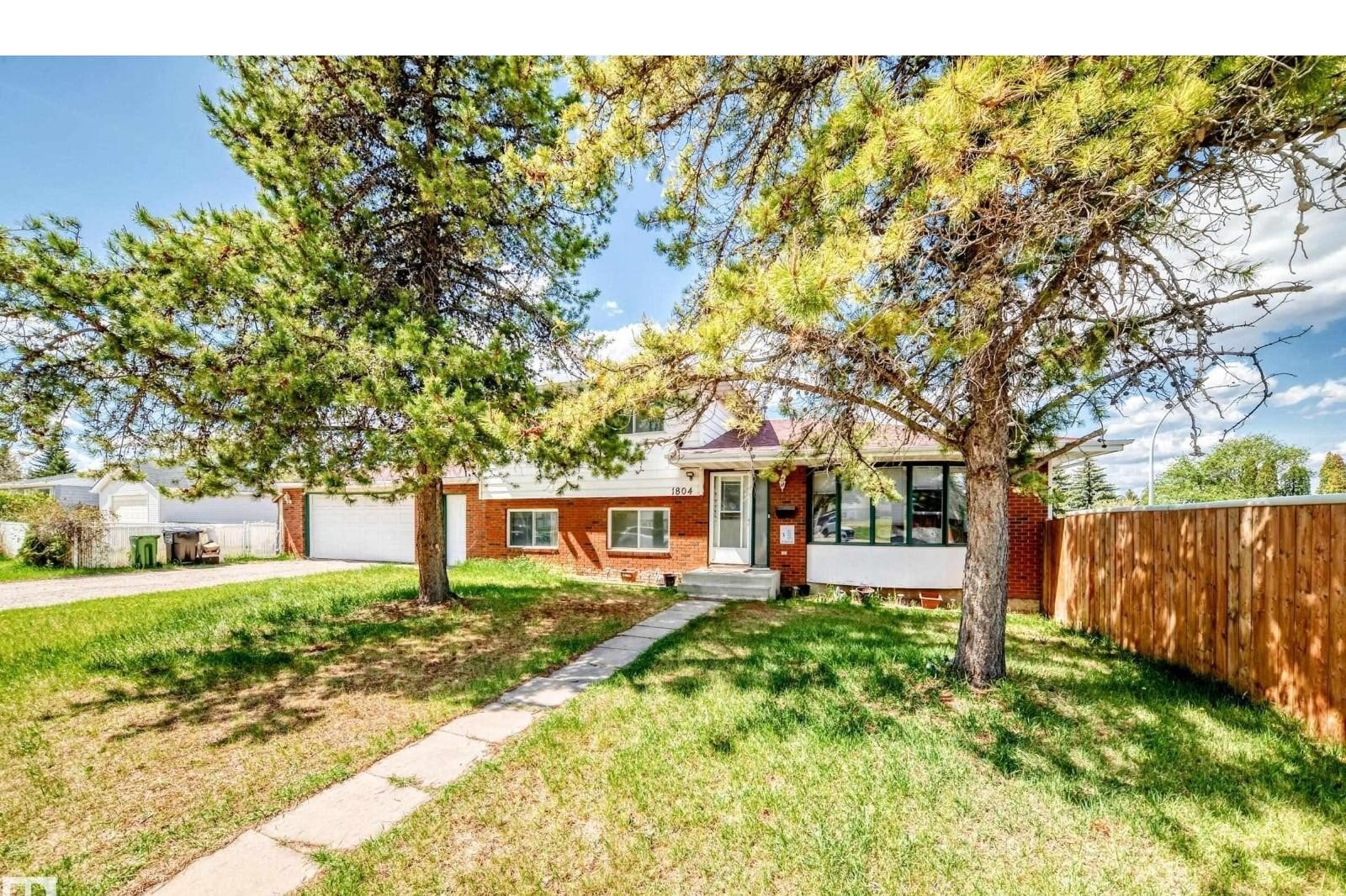 Additional image 7 of 1804 51 Street NW, Edmonton, AB, T6L1K1