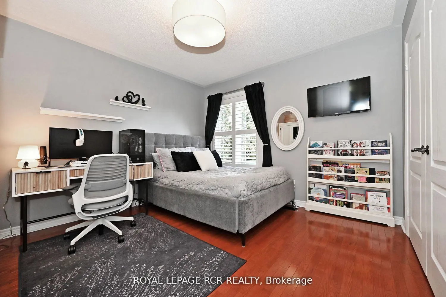 Additional image 11 of 142 Regatta Avenue