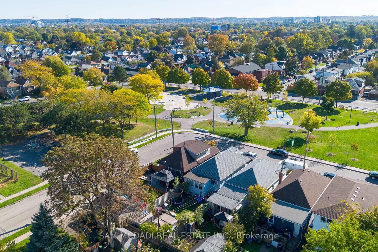 Additional image 18 of 55 Allan Avenue