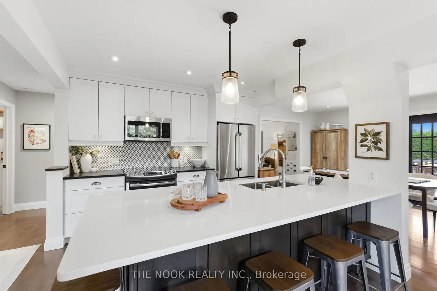 43 Carmody Lane photo 4