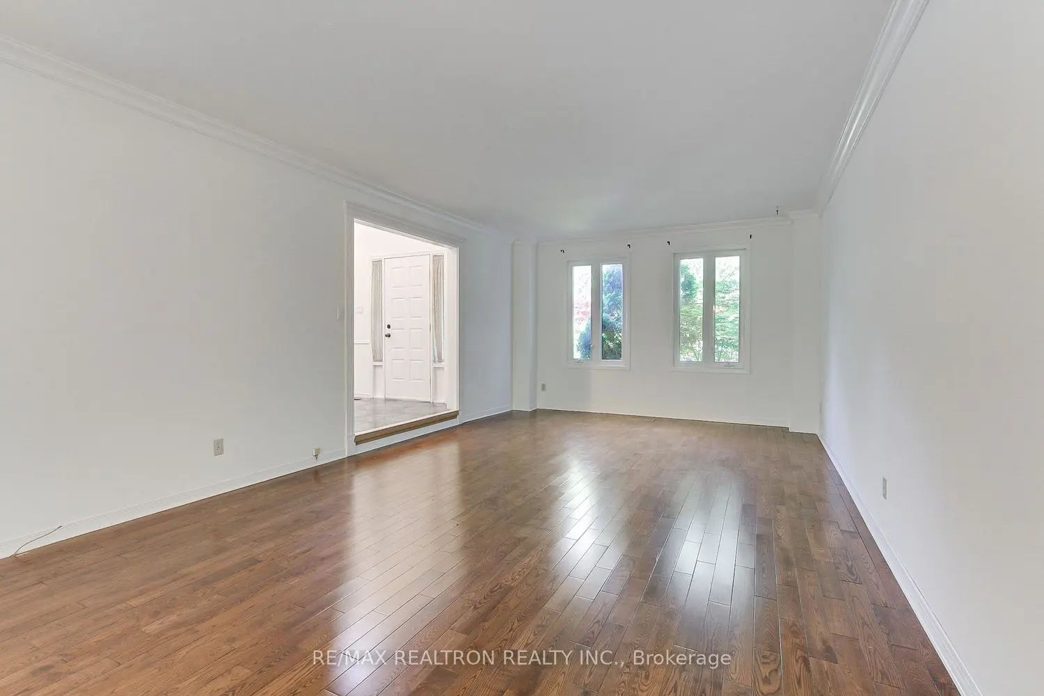 Additional image 4 of 19 Crystal Drive