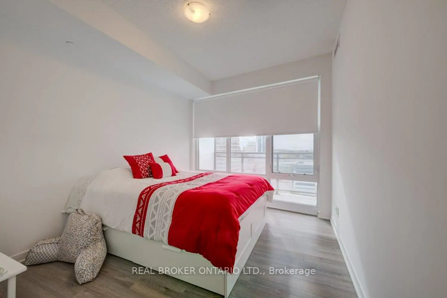 Additional image 8 of 85 Duke Street 908