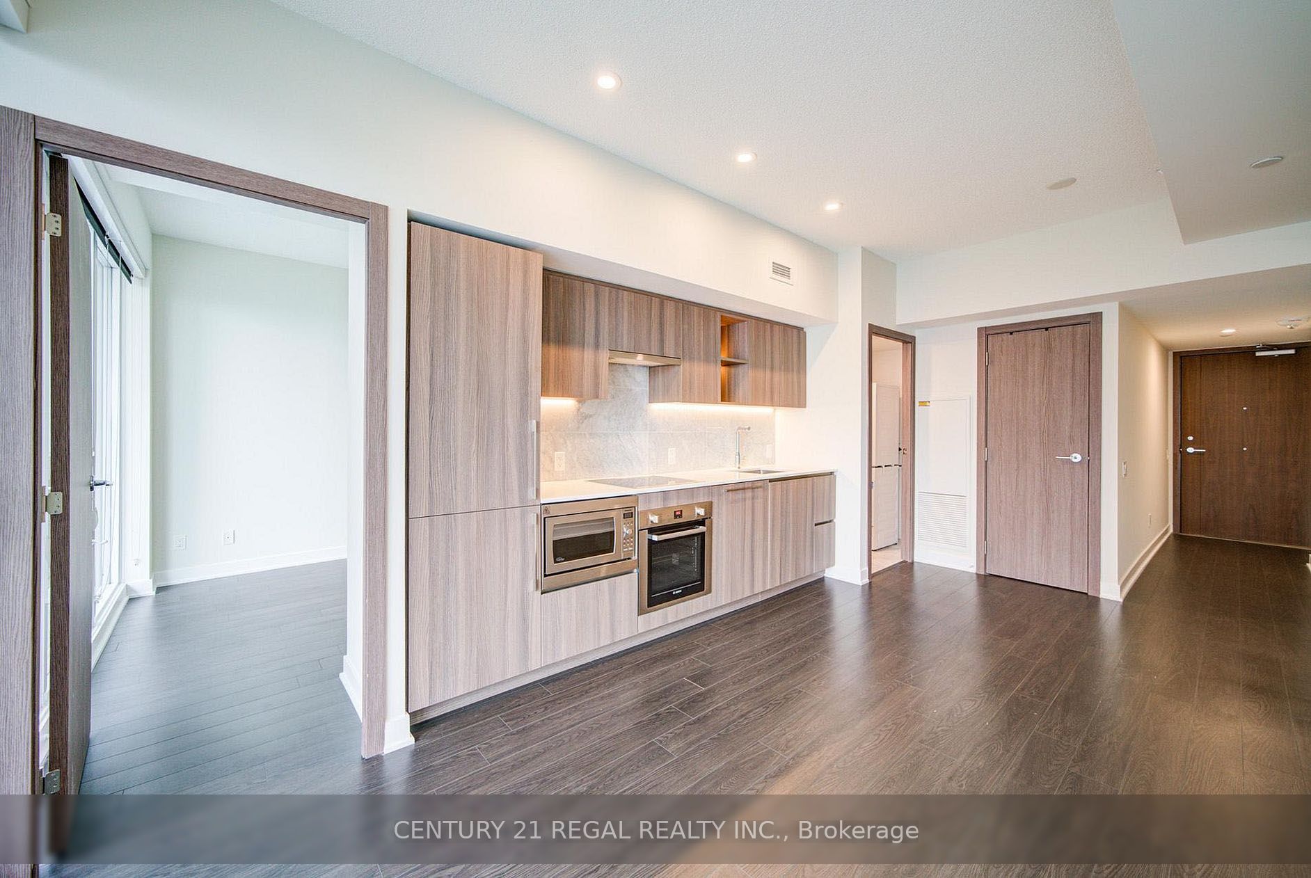 Additional image 4 of 2102-19 Bathurst Street, Toronto, ON, M5V 0N2