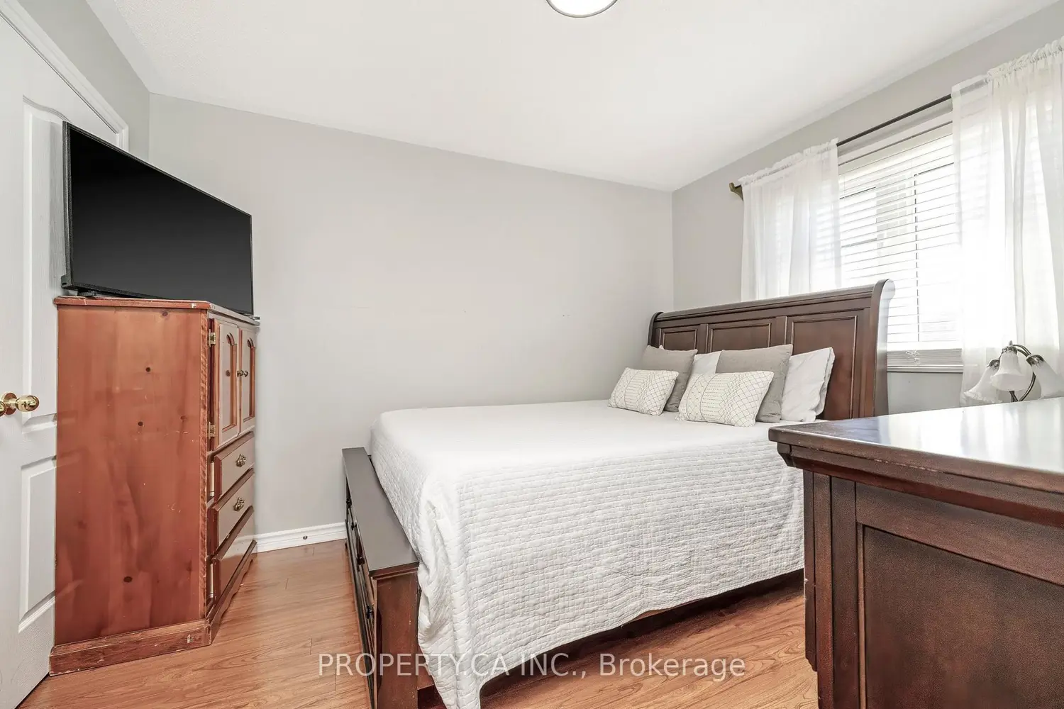 Additional image 6 of 211 Mclaughlin Avenue