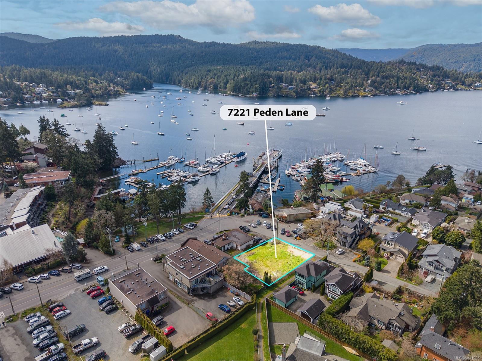7221 Peden Lane, Central Saanich, BC, V8M 1C5
