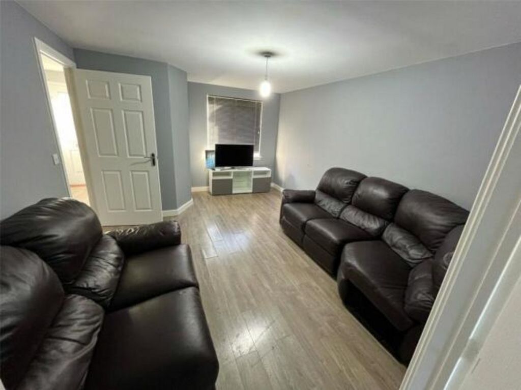 Additional image 2 of 3 bed terraced house to rentDuntreath Place, Edinburgh EH16