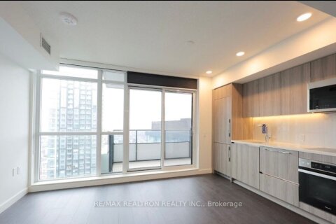 Additional image 8 of 4810-38 Widmer Street, Toronto, ON, M5V 0P7
