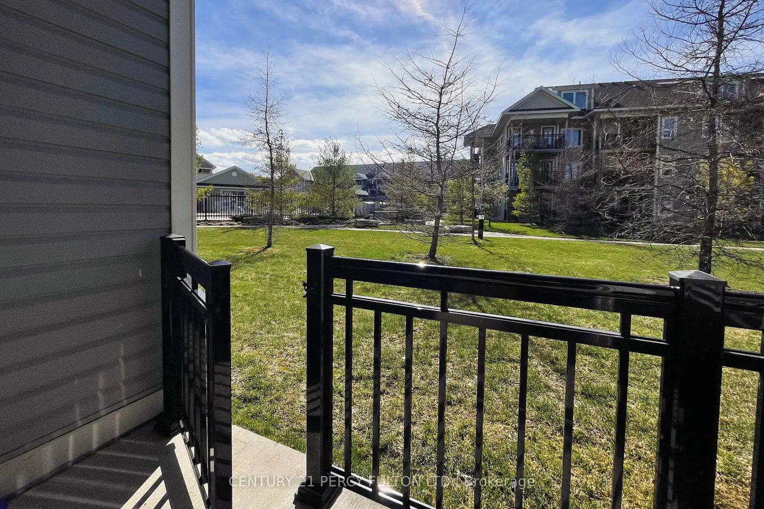 2 Cove Court 107 photo 2