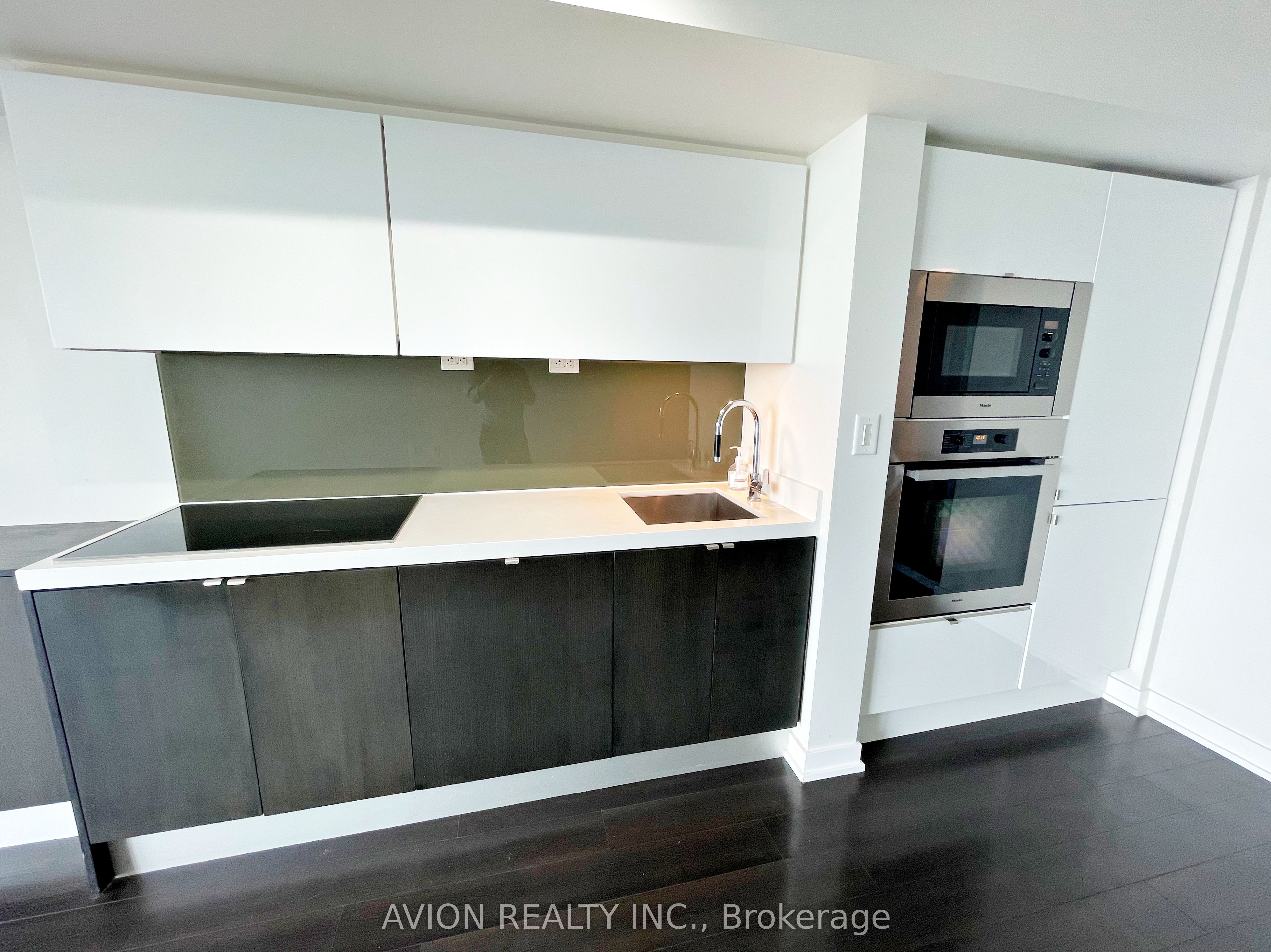 Additional image 4 of 1807-21 Iceboat Terrace, Toronto, ON, M5V 4A9