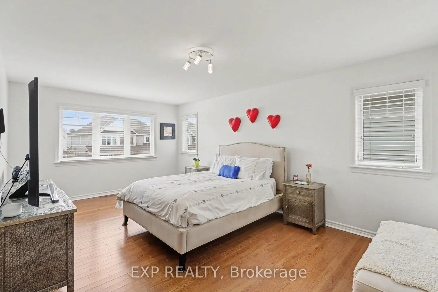 Additional image 5 of 104 Brambling Way