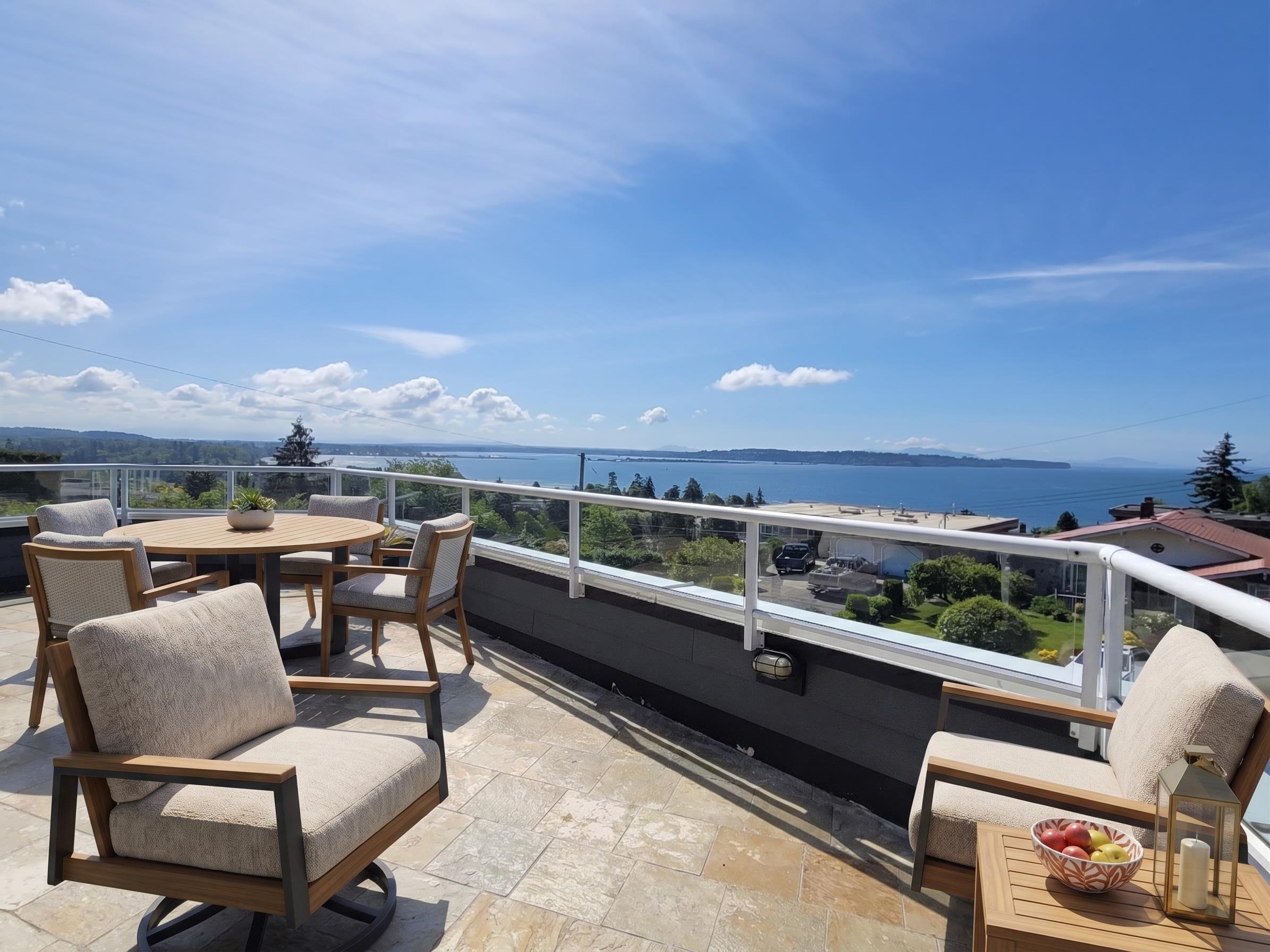 Additional image 6 of 1087 Finlay Street, White Rock, BC, V4B 4K7