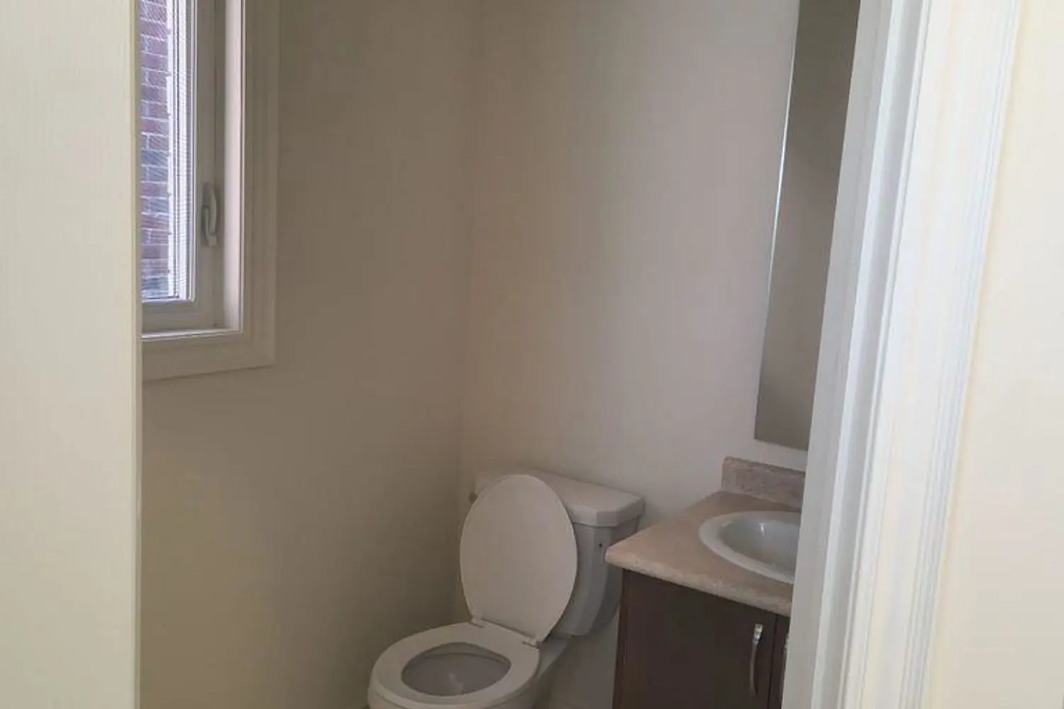 Additional image 15 of 172 Bloomfield Crescent