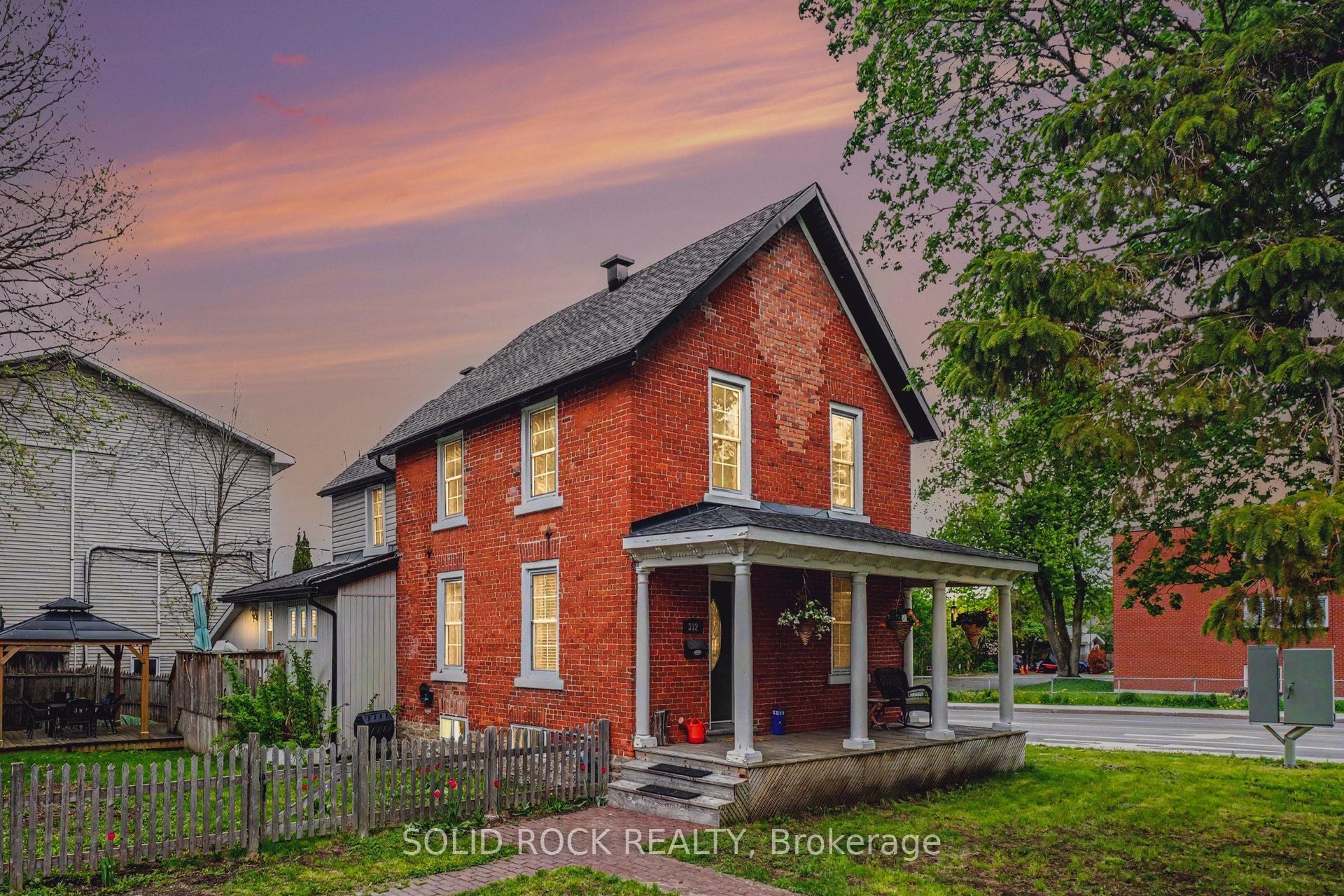312 Bridge Street, Carleton Place, ON, K7C 3H8