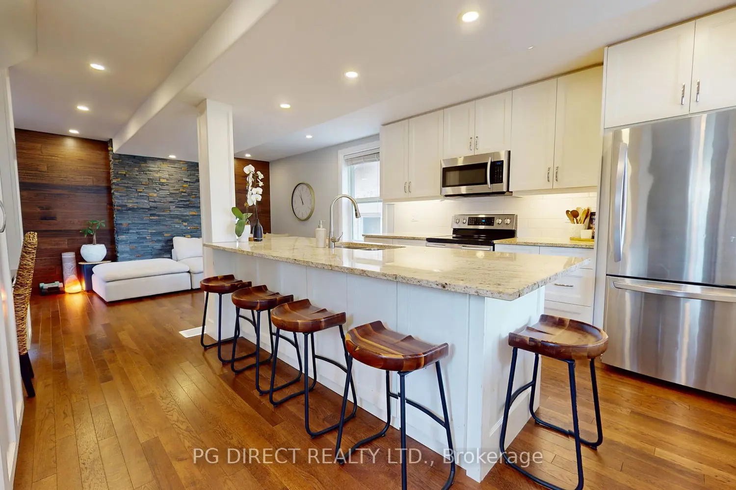158 Waterloo Avenue photo 2