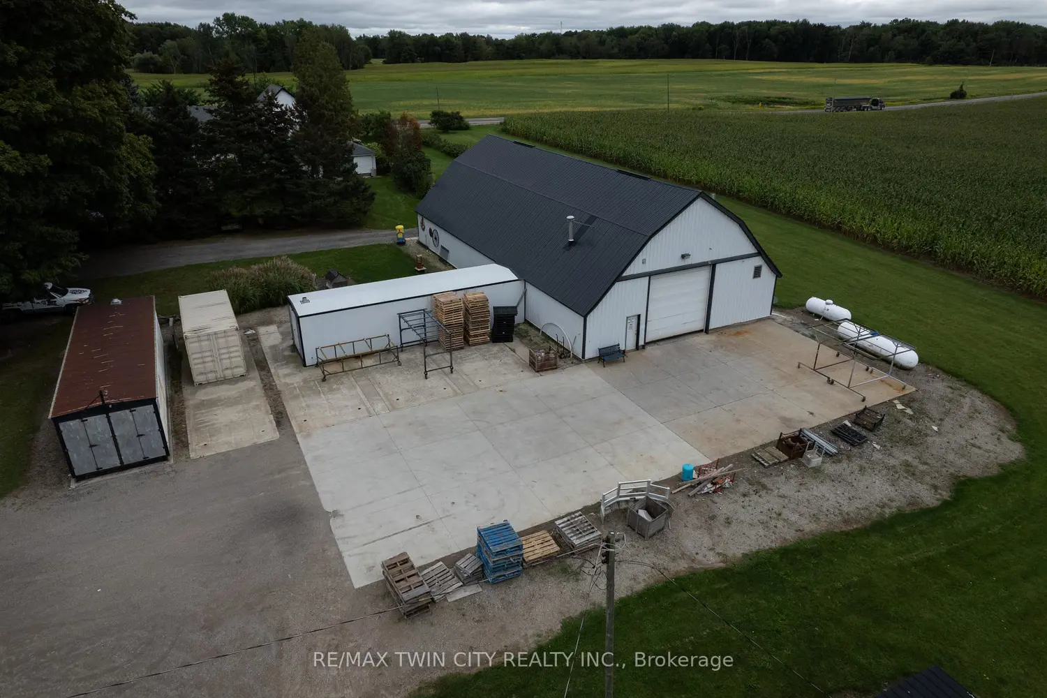 331 Middle Townline Road photo 2
