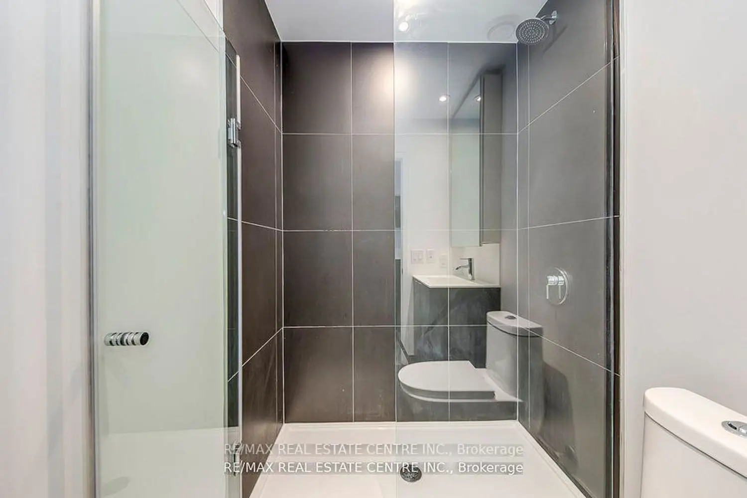Additional image 14 of 20 Edward Street 406