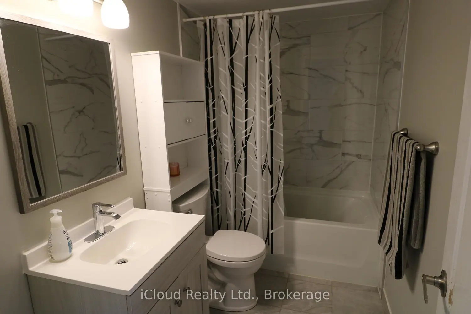 Additional image 7 of 1355 Coleman Crescent