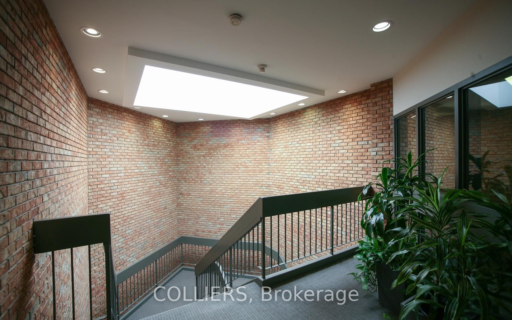 Additional image 3 of 211A-3425 Harvester Road, Burlington, ON, L7N 3N1
