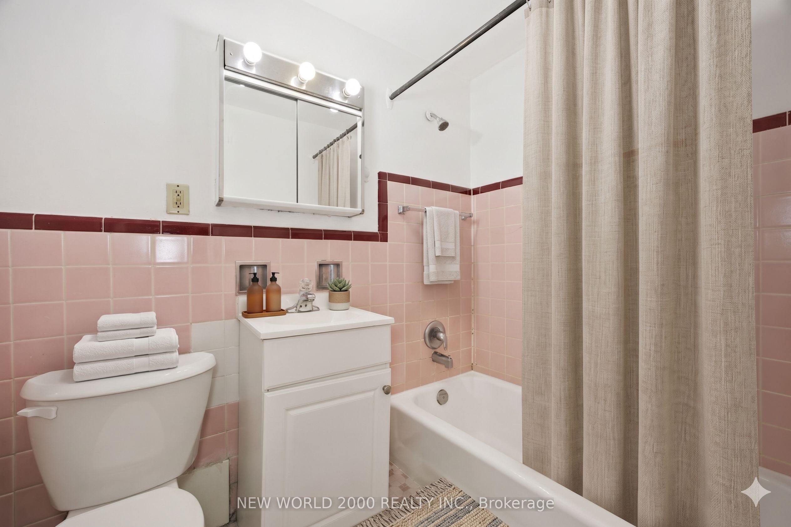 Additional image 6 of 206-88 Bernard Avenue, Toronto, ON, M5R 1R7