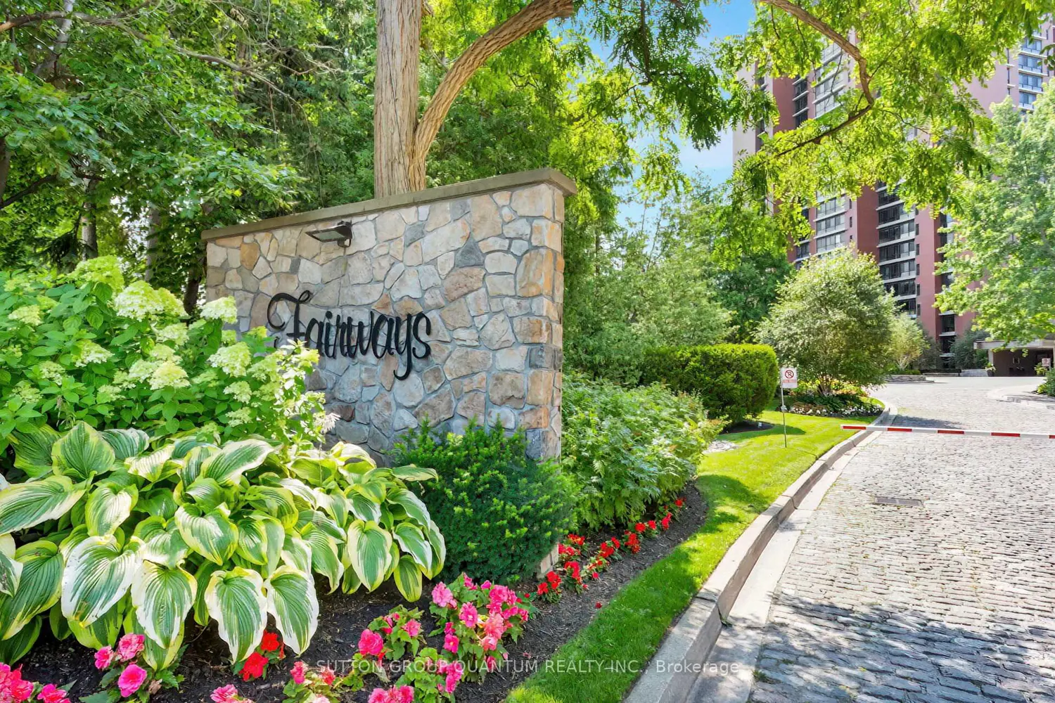 1400 Dixie Road 616
