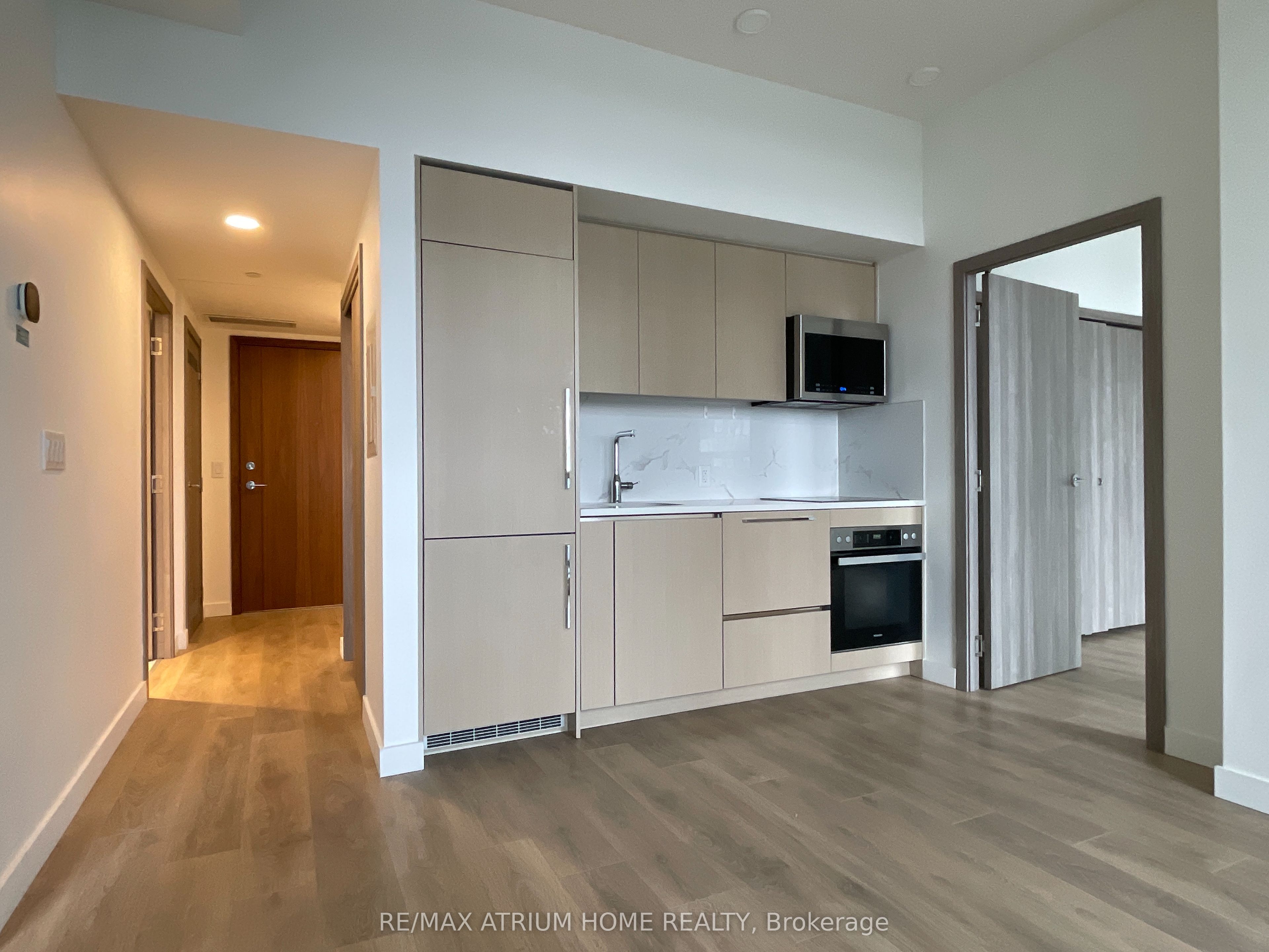 Additional image 2 of 2208-38 Widmer Street, Toronto, ON, M5V 2E9